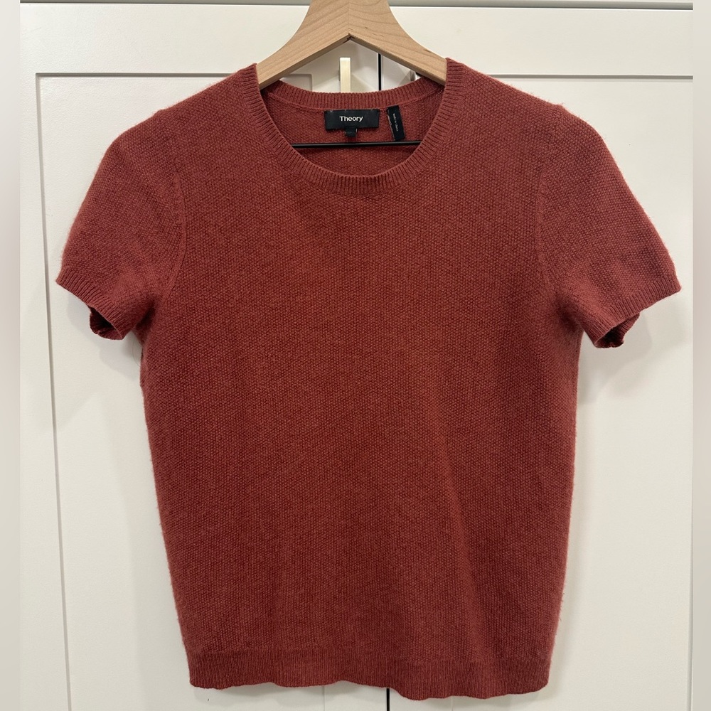 Theory Short-Sleeve Sweater in Cashmere